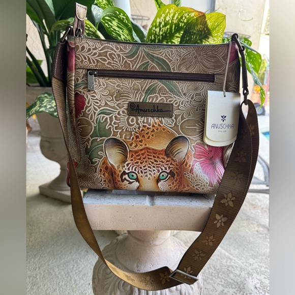 ANUSCHKA Cleopatra's Leopard Print Crossbody Bag - Picture 6 of 16